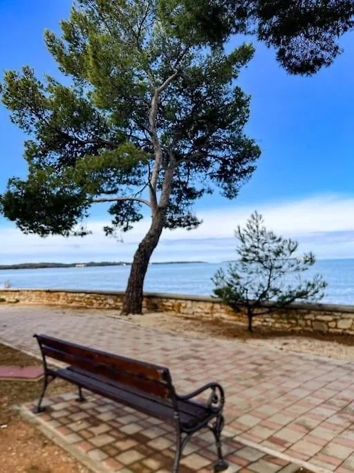 Apartman Dorja Fazana 0*,  Croatia